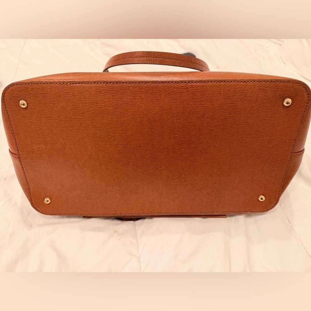 Lauren Ralph Lauren Whitney Pocket‎ Leather Tote Brown Gold Charm - Picture 5 of 11
